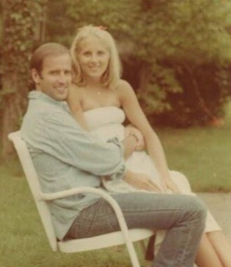 La pareja se conoció en 1975, pocos años después de aquella tragedia, cuando el hermano del exvicepresidente los presentó.