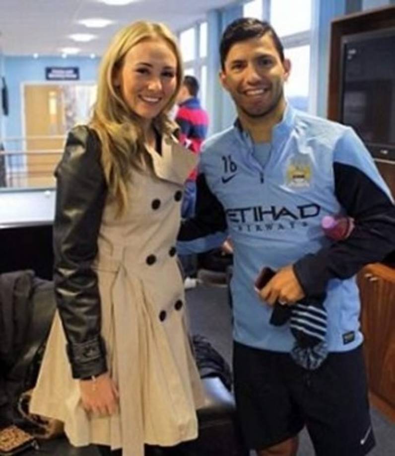 Hay ciertos rumores que afirman que el crack argentino estaría saliendo con Toni Duggan.