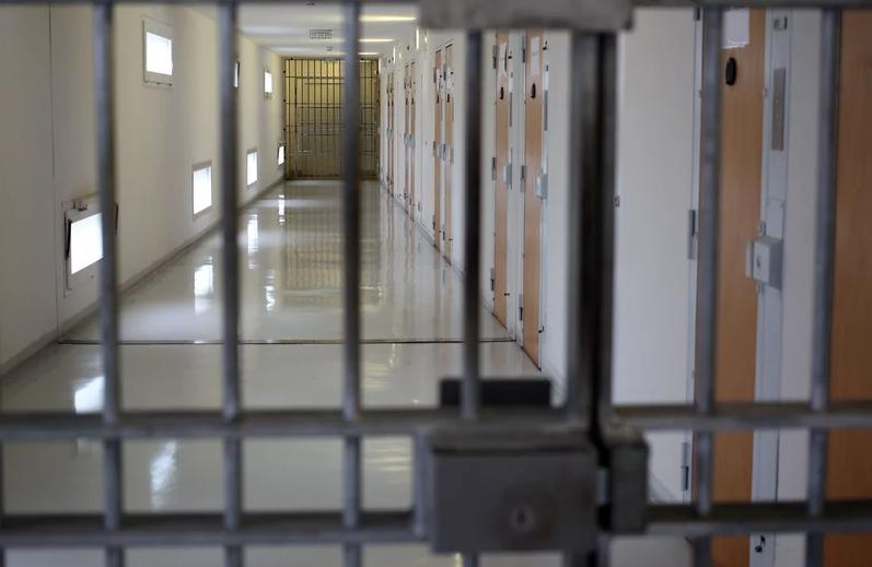 Un preso y la funcionaria que le ayudó a fugarse logran vivir juntos siete años después