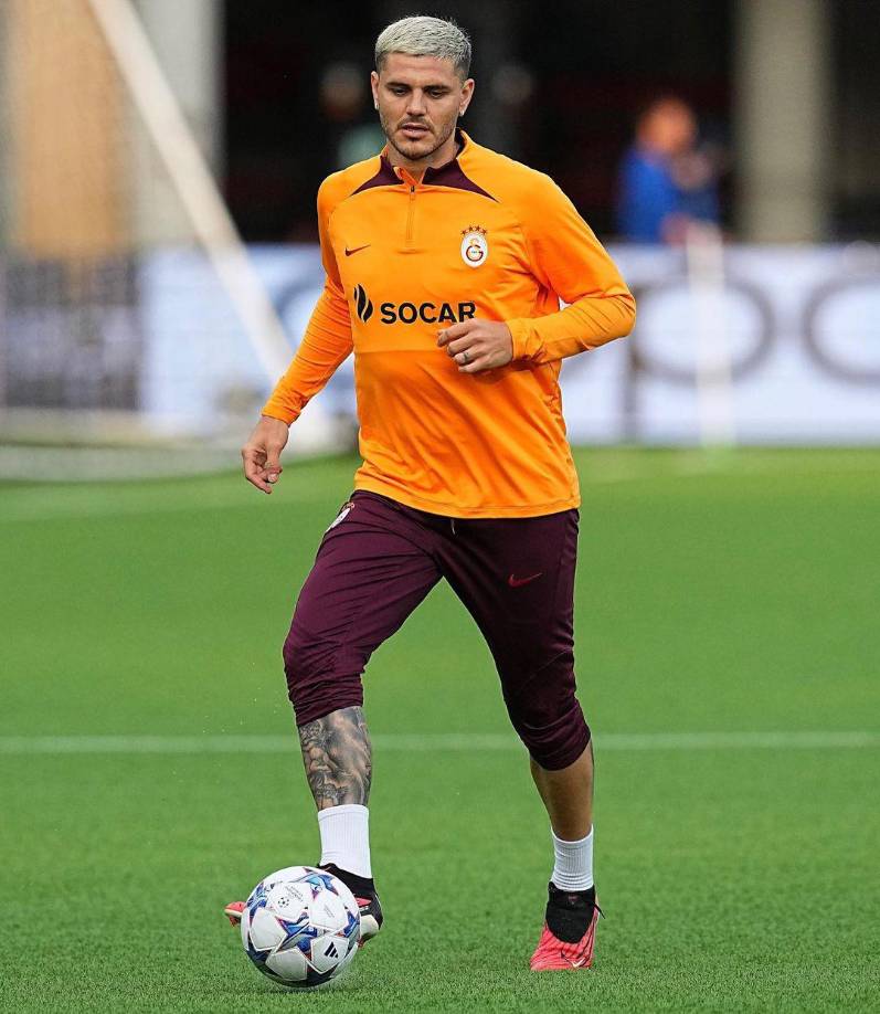 El futbolista argentin fue uno de los anotadores en la goleada del Galatasaray en los Play-off de la Champions League ante el Molde FK.