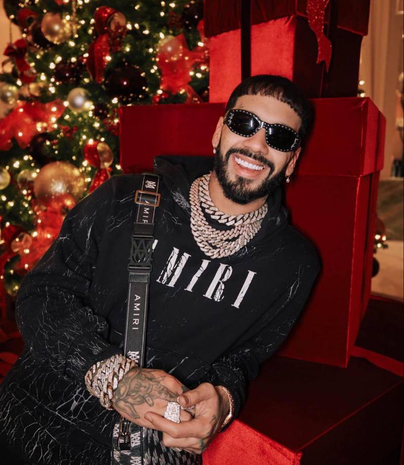 ”Donde te vea, te voy a meter en la cara y te voy a grabar lame bixxx, para que todo el mundo te vea por quien eres en verdad bobolón”, siguió.