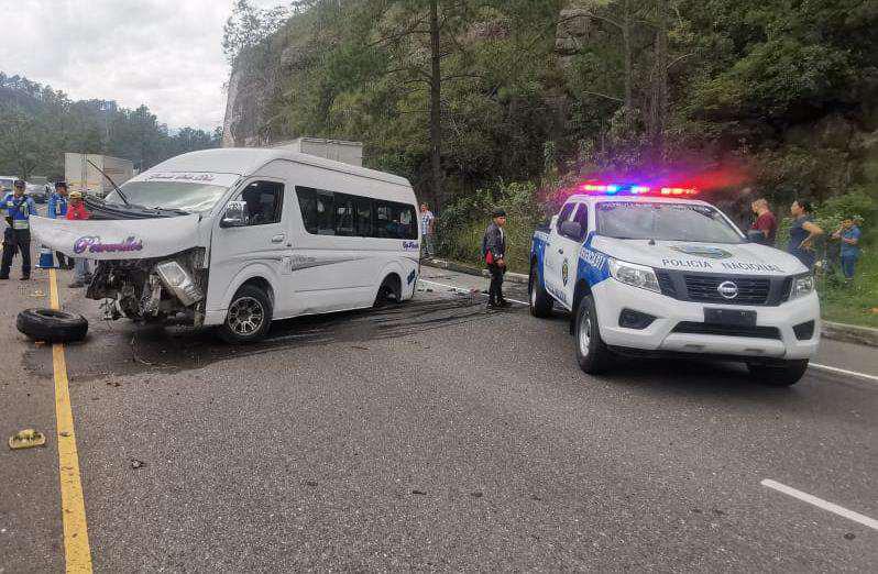 Identifican a víctimas de accidente en la cuesta de la Virgen