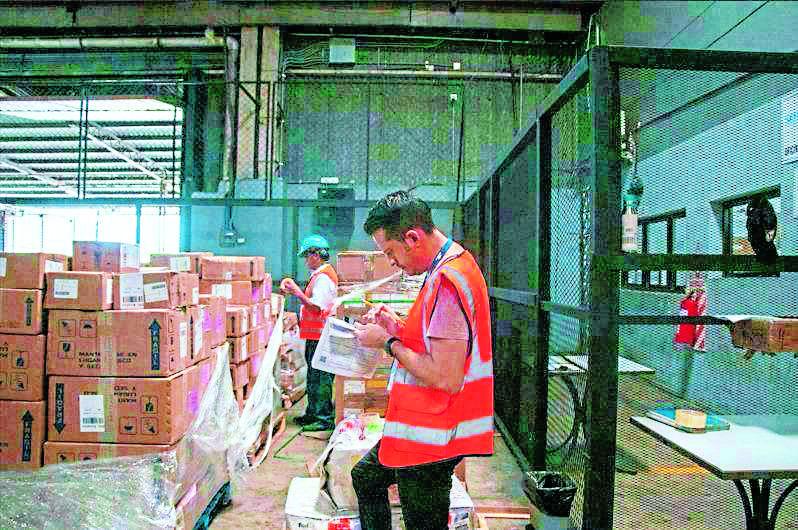 <b>Ya abrieron ofertas para iluminar bulevar al aeropuerto Villeda Morales y aduana La Mesa.</b>