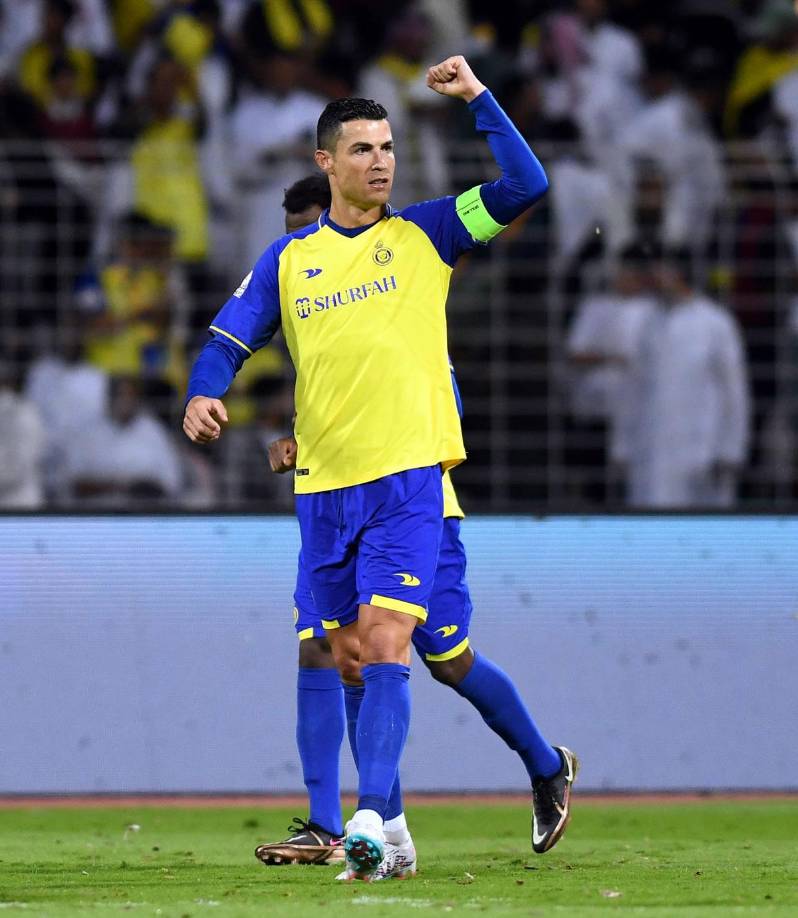 Cristiano Ronaldo es el jugador que más póker de goles ha anotado. Con el de hoy acumula nueve: seis con Real Madrid, dos con Portugal y el restante con Al-Nassr. Además, con la camiseta del cuadro español marcó dos repóker, es decir, cinco tantos en un mismo duelo.