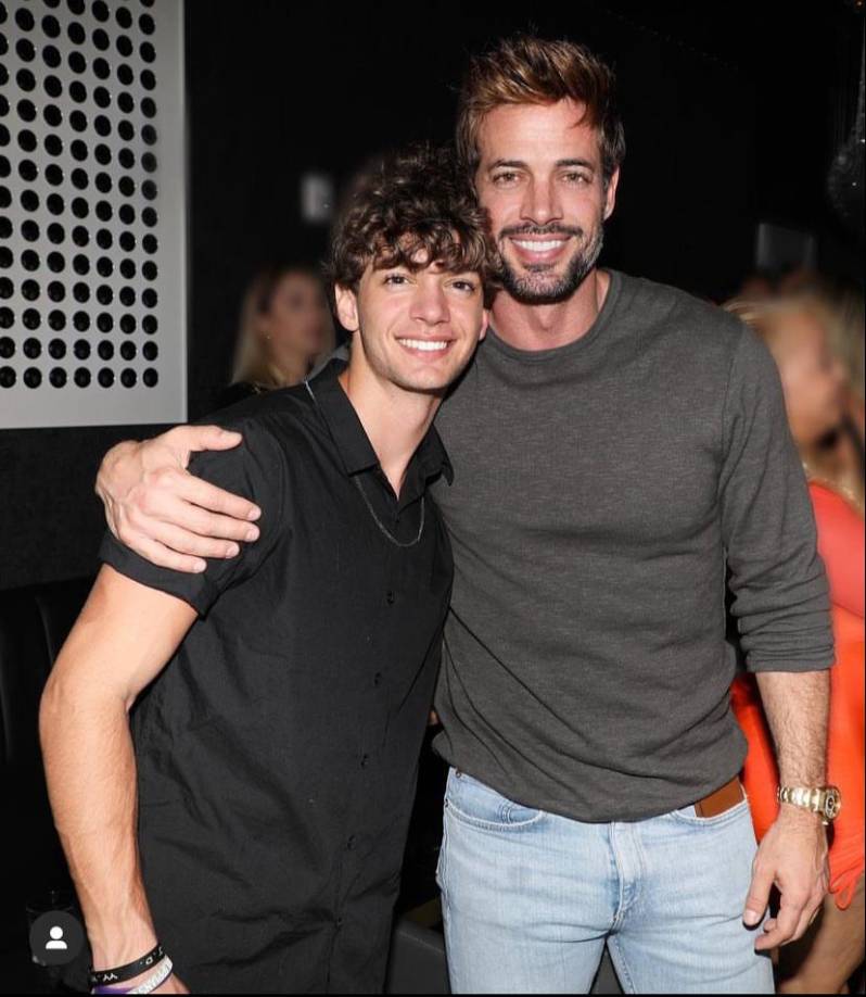 Con apenas 16 años, Christopher Alexander Levy tiene toda una vida por delante, al ser un joven talentoso, con fuertes valores y un increíble talento para los deportes, además de ser el tesoro más grande de William Levy.
