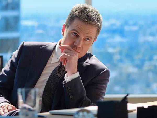 El actor Stephen Amell protagonizará la serie “Suits: LA”.