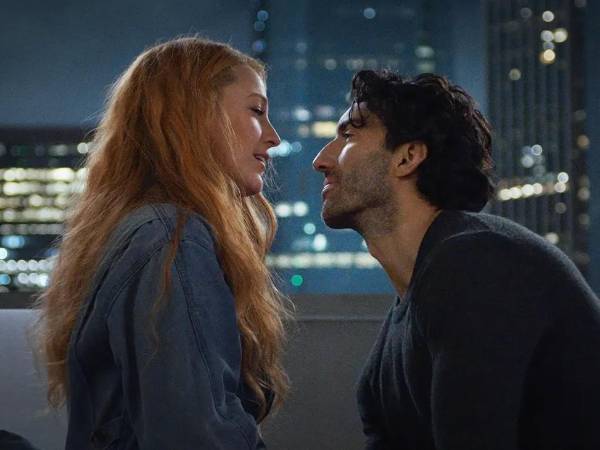 Blake Lively y Justin Baldoni en una escena de ‘It Ends With Us’ (‘Cerrando el círculo’)
