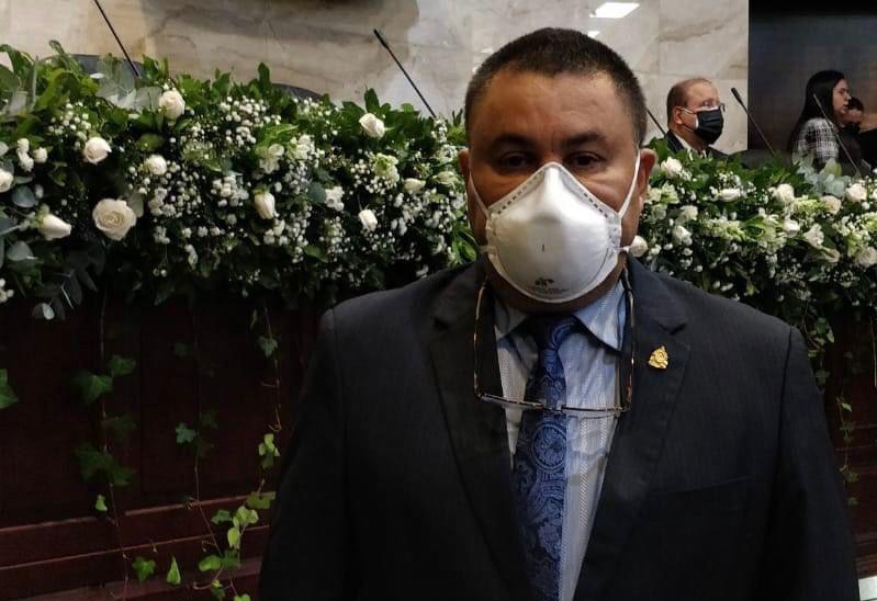 CN anterior modificó ley sobre gastos de representación y sueldo a diputados suplentes: Carlos Umaña