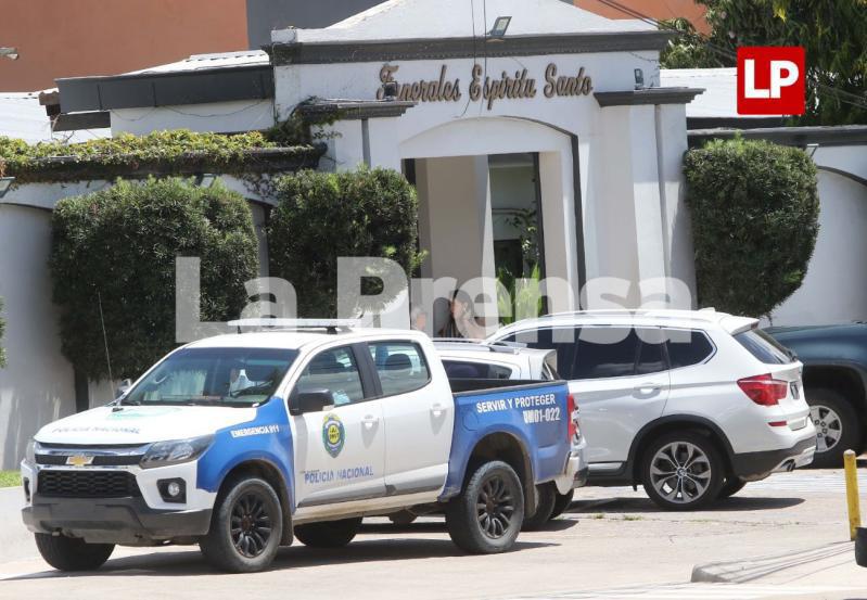 Con forenses en velorio, nuevas revelaciones de su pareja: así fue el último adiós a chef Sandra Díaz