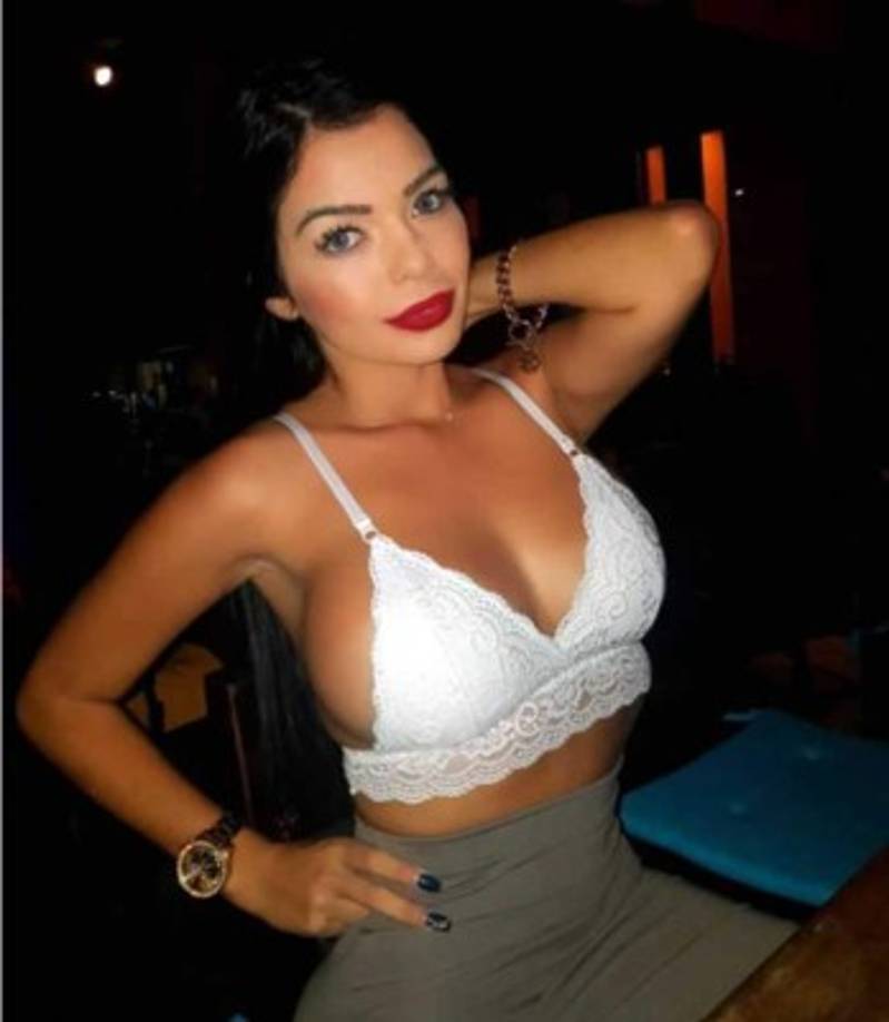 La modelo Karina Porras le dio la bienvenida a Ronaldinho.<br/>