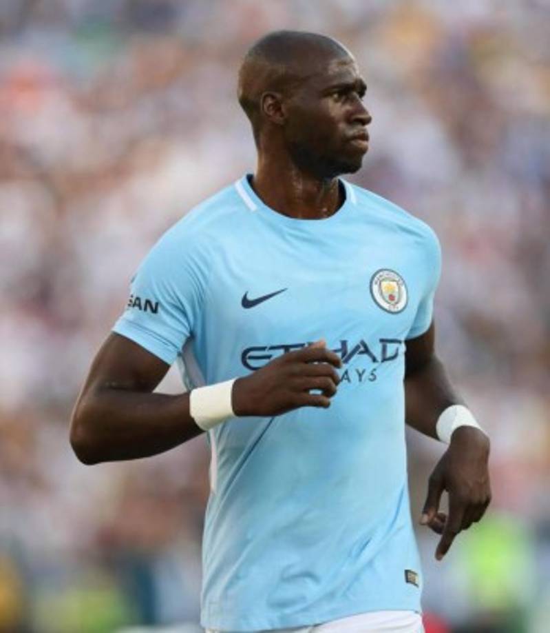 Eliaquim Mangala podría tener las horas contadas en el Manchester City de Pep Guardiola por falta de minutos según The Sun.