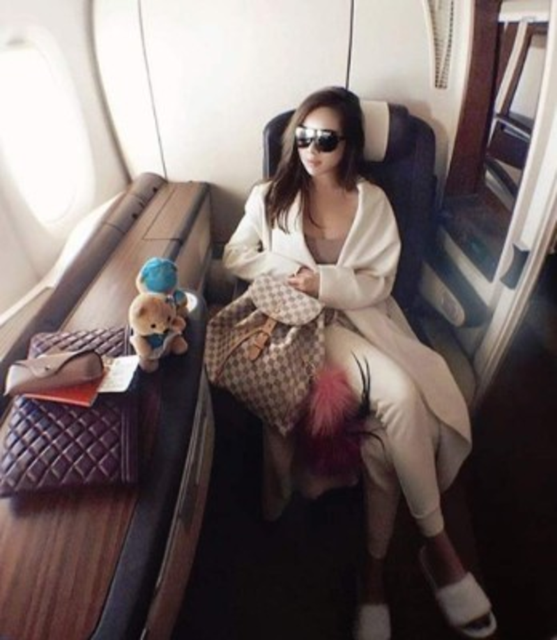 Jóvenes y ricos, los Fuerdai, o segunda generación de ricos, como se les llama en China a los hijos de los multimillonarios asiáticos recorren el mundo en lujosas vacaciones costeadas con las fortunas de sus padres.