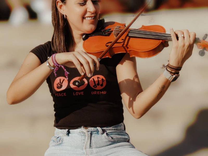 Fernández ha sido un ejemplo notorio de que a través de la música se puede salvar la niñez y juventud en Honduras.