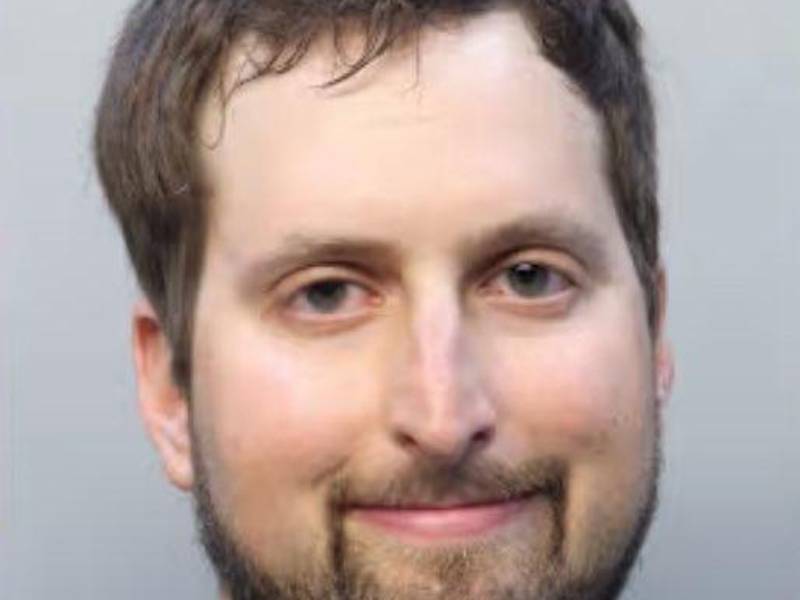 El tirador fue identificado como Mordechai Brafman.