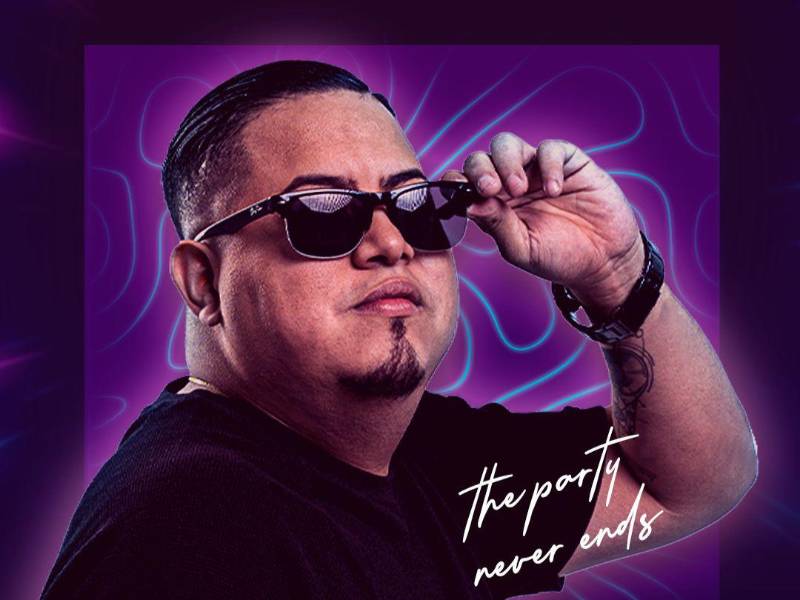 DJ Rojo tiene una amplia trayectoria y las fiestas con él son memorables.