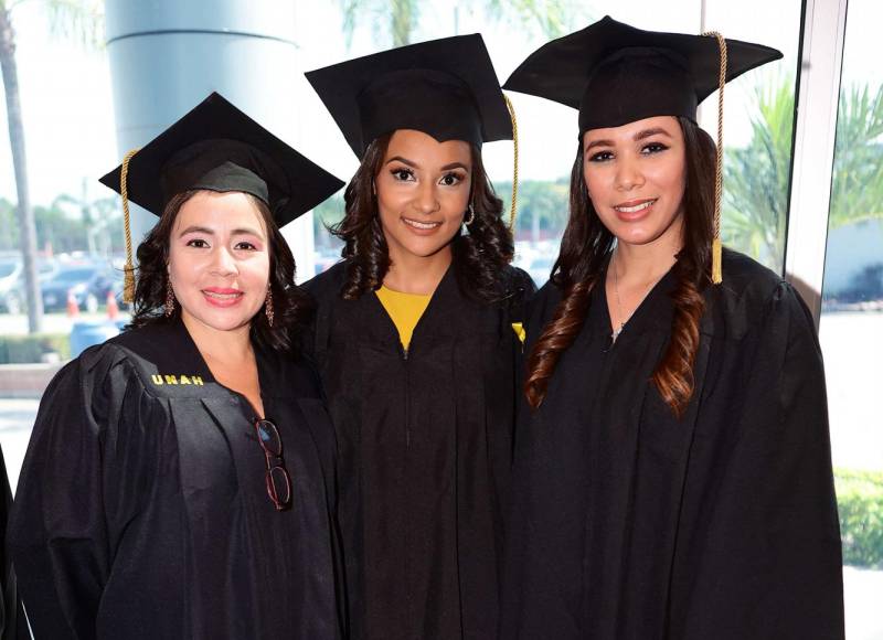 Emy Molina, Dabbie Neal y Giselle Manueles