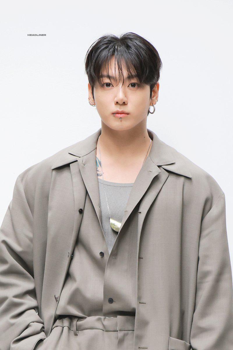 Jungkook deslumbra en el desfile de Calvin Klein en Nueva York