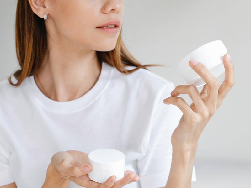 Ojo, ninguna crema o maquillaje con protección solar sustituye al bloqueador.