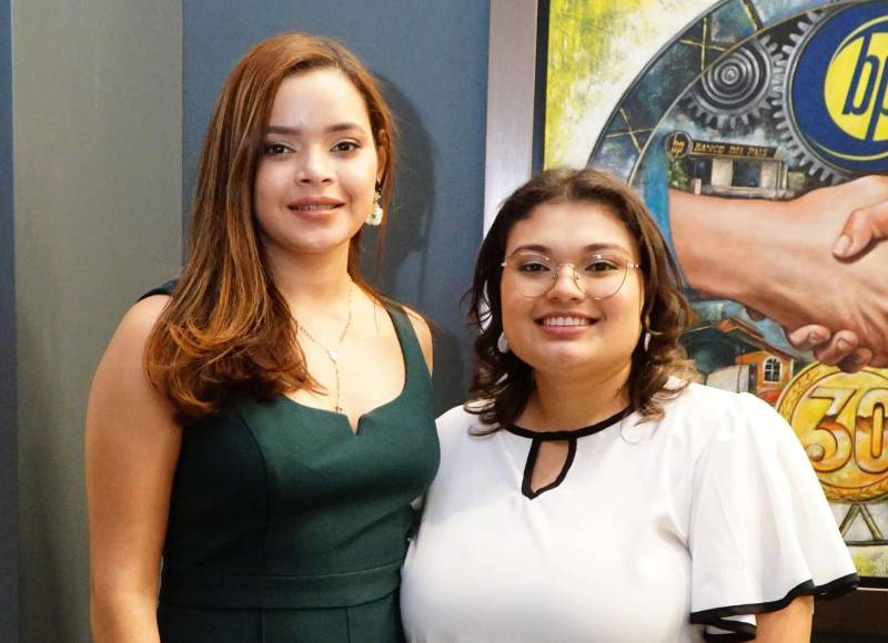 Grecia Dubón y Katerine Cruz