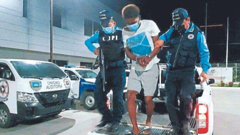 Sujeto dejó embolsadas a dos quinceañeras en San Pedro Sula