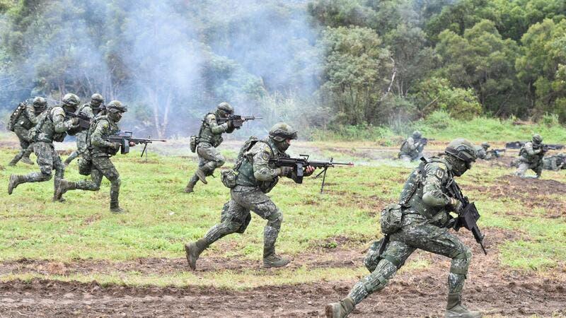 Taiwán confirma presencia de tropas de EEUU en la isla y despierta la ira de China