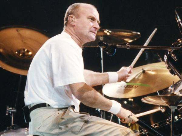 “He pasado toda mi vida tocando la batería. De repente no poder hacerlo es un shock. La batería ha hecho mella en mis manos, mis piernas...”