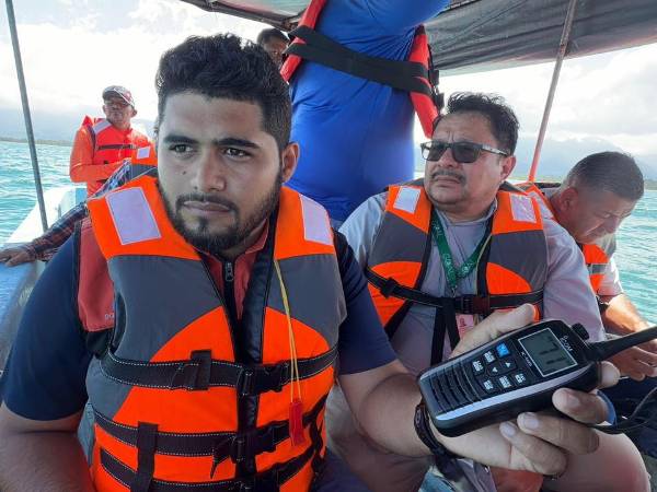 Copeco y Goal Internacional probaron con éxito sistema de comunicación en embarcaciones con tierra firme, un avance tecnológico que reducirá riesgos en pescadores artesanales de Atlántida, en caso de naufragio.