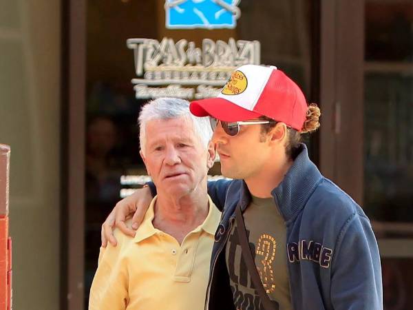 David Bisbal con su padre en una foto de archivo.