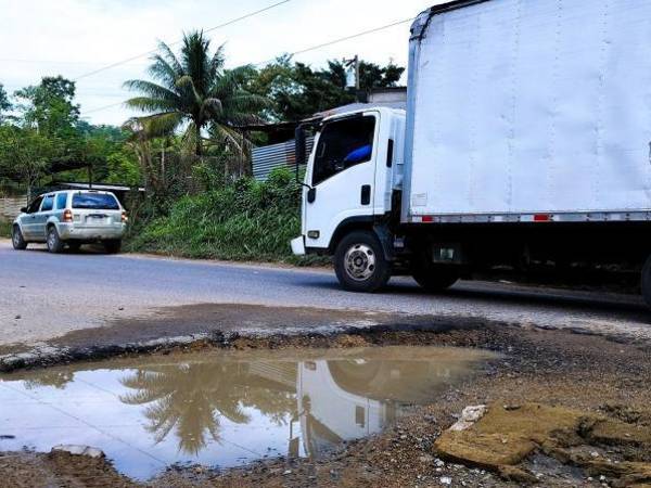En Puente Alto, Sonaguera, departamento de Colón, está uno de los tramos más deteriorados de la carretera CA-13.