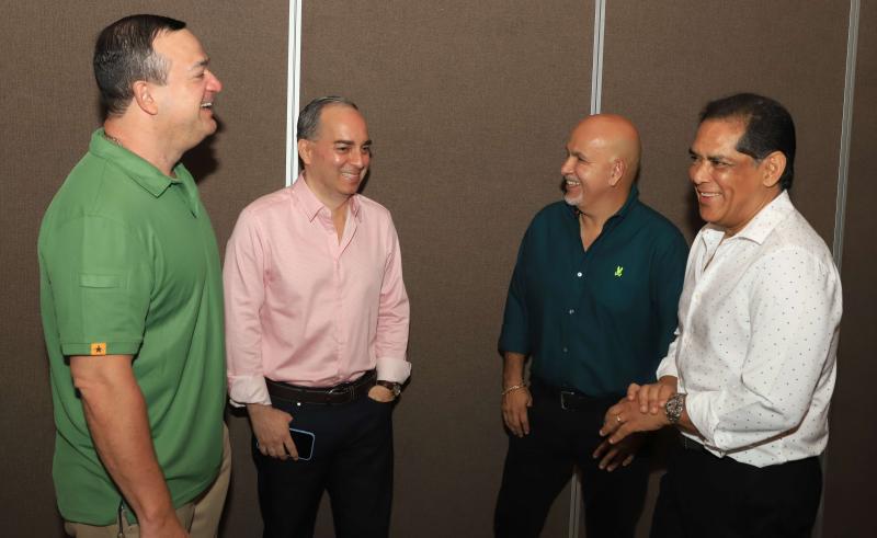 Yankel Rosenthal asistió a la asamblea donde Orinson Amaya fue reelecto presidente del Marathón.