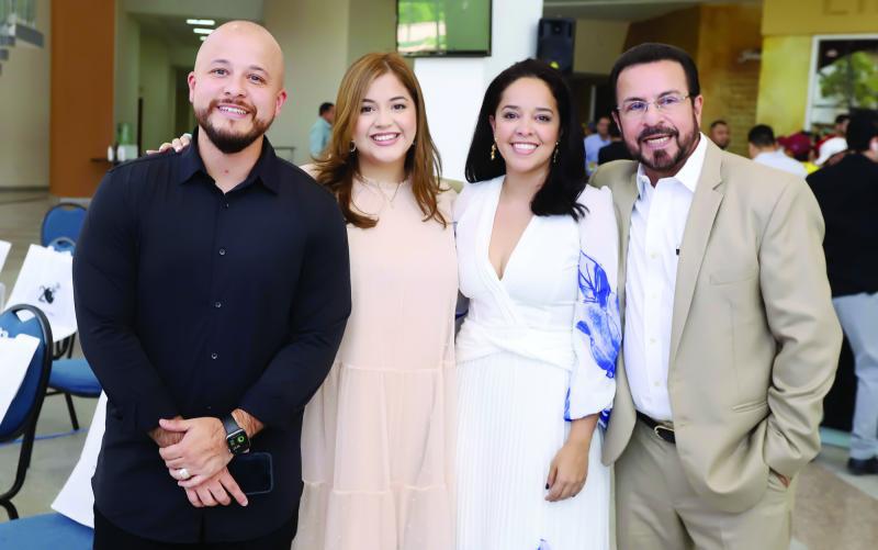 German, Hannah Lucía, Ninoshcka y German Ponce