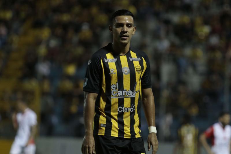 Alejandro Reyes deja al Real España y ya tiene nuevo equipo en Liga Nacional