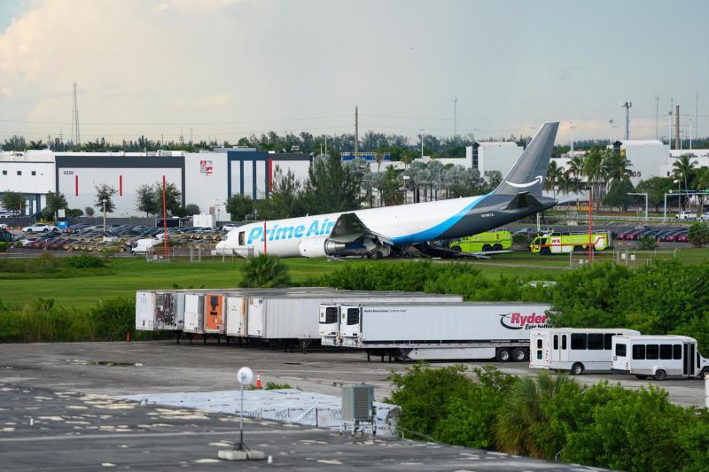 Rostros de los hispanos que murieron al estrellarse avión de Amazon en Miami