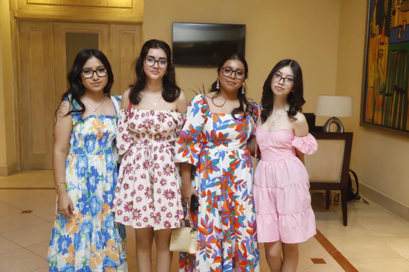 Natalia Fuentez, Dulce Coto, Cesia Cruz y Denisse Brizuela