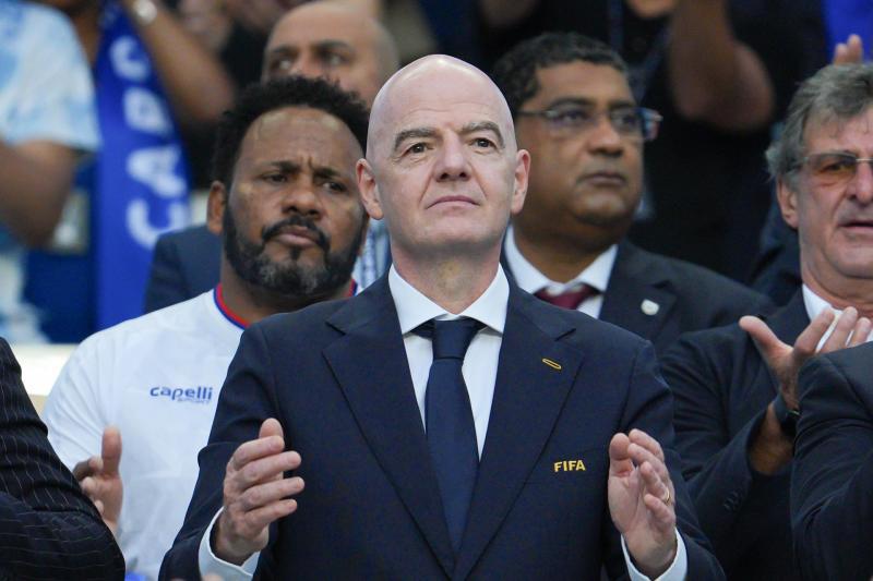 Sismo en FIFA: mano derecha de Infantino renuncia y desata polémica