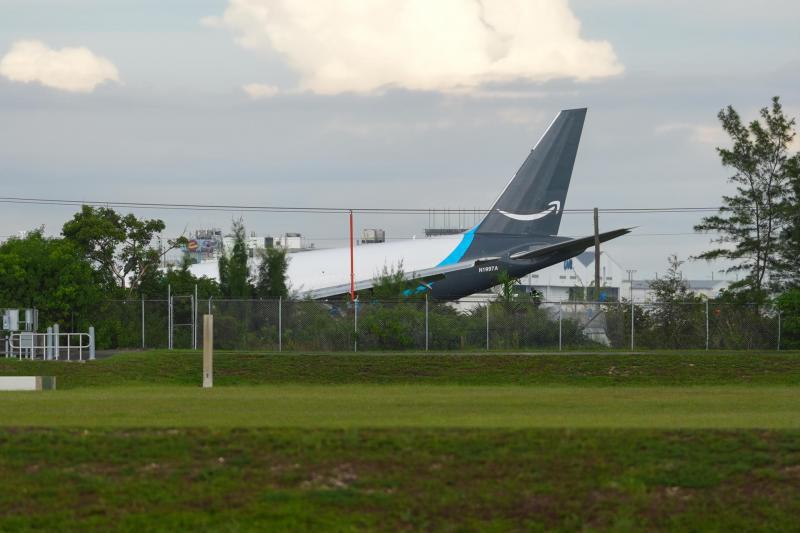 Rostros de los hispanos que murieron al estrellarse avión de Amazon en Miami