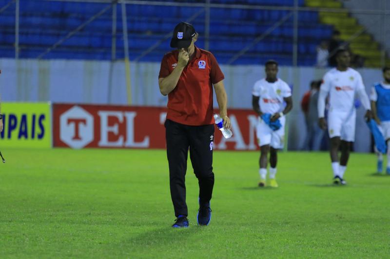 ¿Dejará al Olimpia? Troglio, tentado por histórico club de Argentina