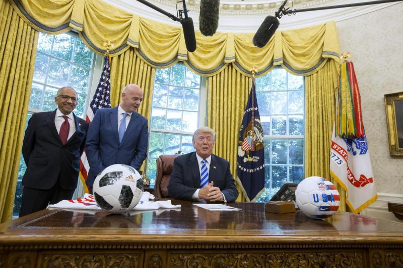 Sismo en FIFA: mano derecha de Infantino renuncia y desata polémica