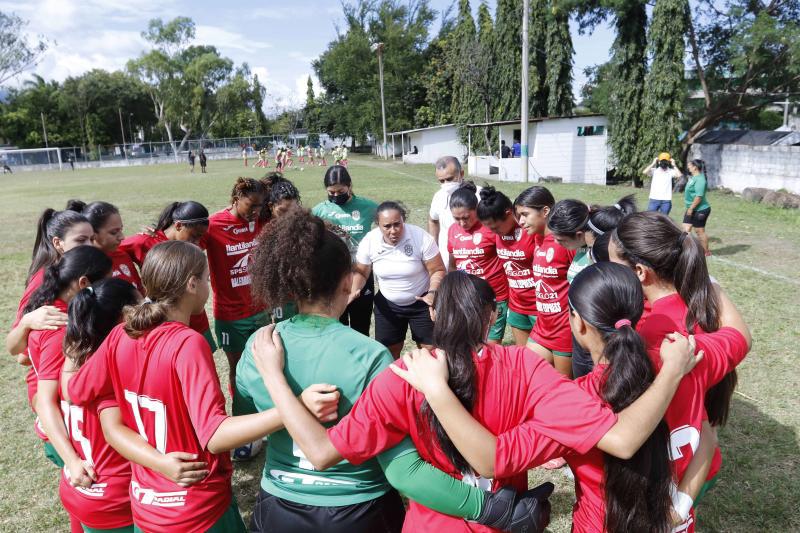 Marathón Femenino invita a la afición a unirse a su comunidad