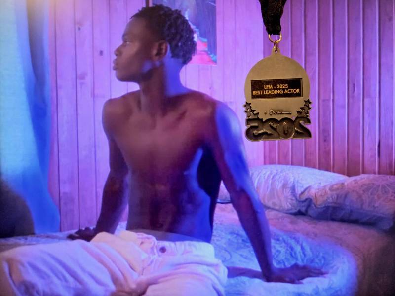 Mael obtuvo el premio a mejor actor protagónico por su trabajo en Lumalali Niwani.