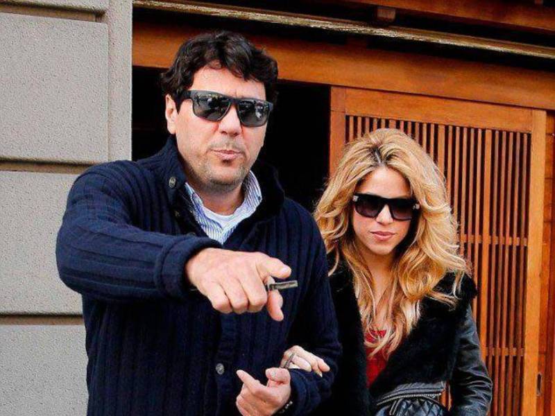 Últimamente, la cantante colombiana Shakira ha estado en medio de polémicas debido a que se han expuestos malos tratos que tiene hacia sus empleados.