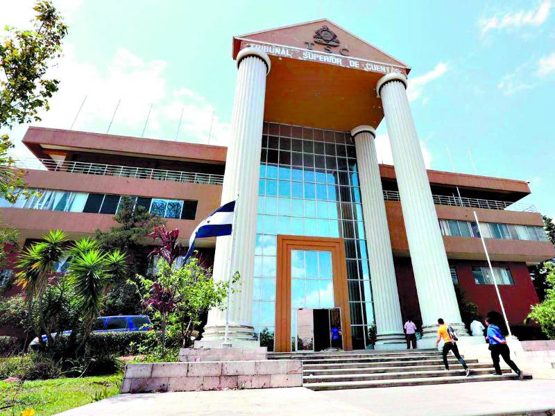 <b>Falta de consensos entre las fuerzas políticas han retrasado por más de dos meses la elección del TSC, Unidad de Política Limpia y el Tribunal de Justicia Electoral</b>