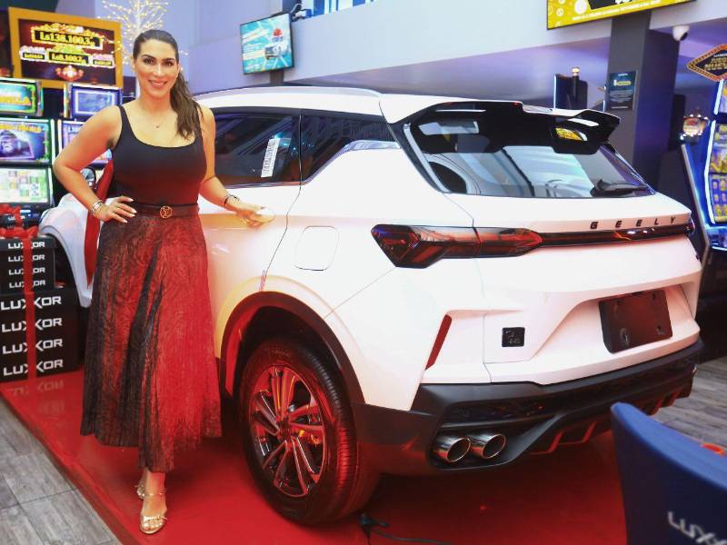 Karen Nodarse, representante de la marca Luxxor Casino, señaló que esta promoción está orientada a las personas que disfrutan la vida nocturna en el casino.