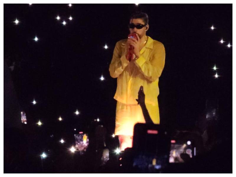 Video: “Sopa de caracol” sonó en el concierto de Bad Bunny