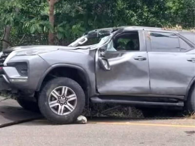 Fue hace unos días cuando el titular del programa “Rumba y Relajo” y ex juez del reality show Yo me llamo sufrió un aparatoso accidente vehicular mientras circulaba por el sector de Los Morros en Cartagena, Colombia.