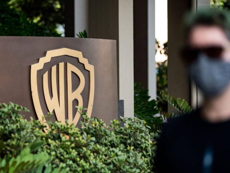 Los términos del acuerdo incluyen el pago de 31 dólares en efectivo por cada acción en circulación de WBD.