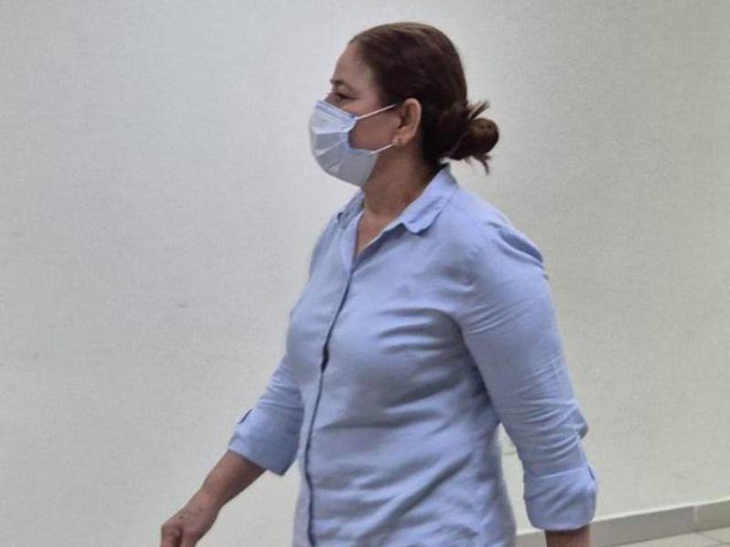 Norma Agripina García se presentó voluntariamente a los juzgados sampedranos tras un requerimiento fiscal por supuesta falsificación de documentos públicos.