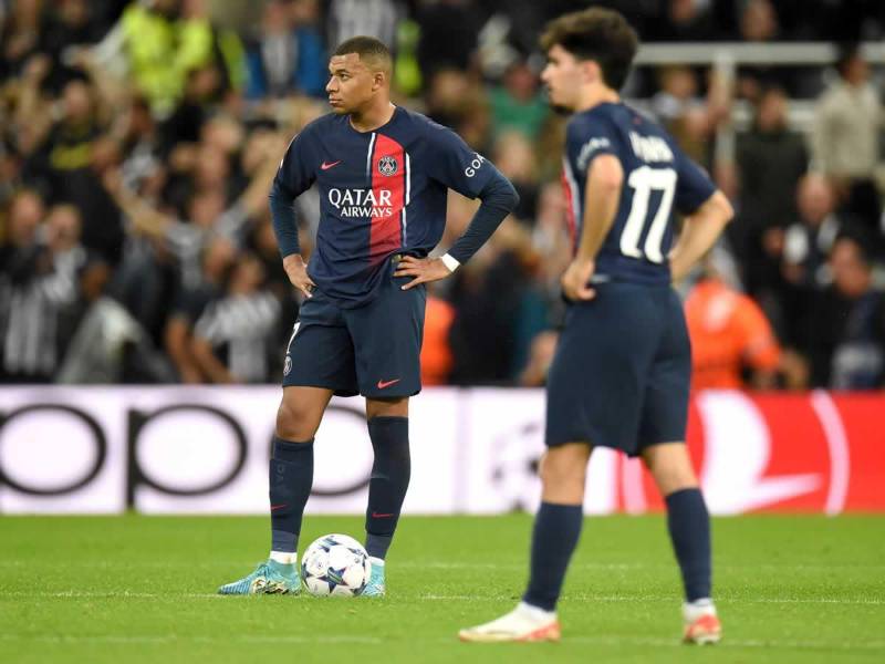 Kylian Mbappé no pudo evitar la dura derrota del PSG contra el Newcastle.