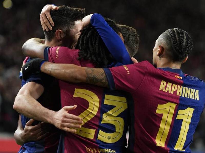 Lewandowski fue el anotador del cuarto gol del Barcelona.