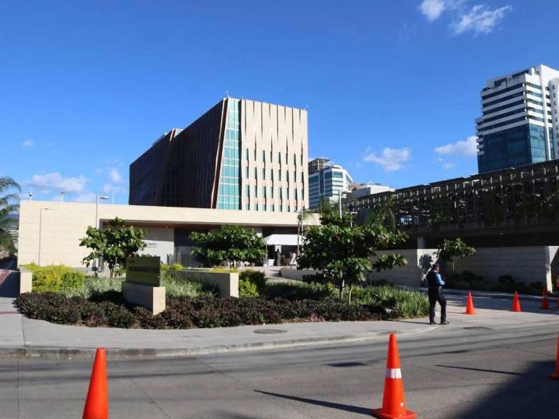 La Embajada de Estados Unidos en Tegucigalpa reiteró a los hondureños que revisen sus cuentas oficiales para confirmar información fidedigna.